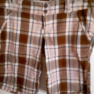Juniors size 1 Hollister shorts